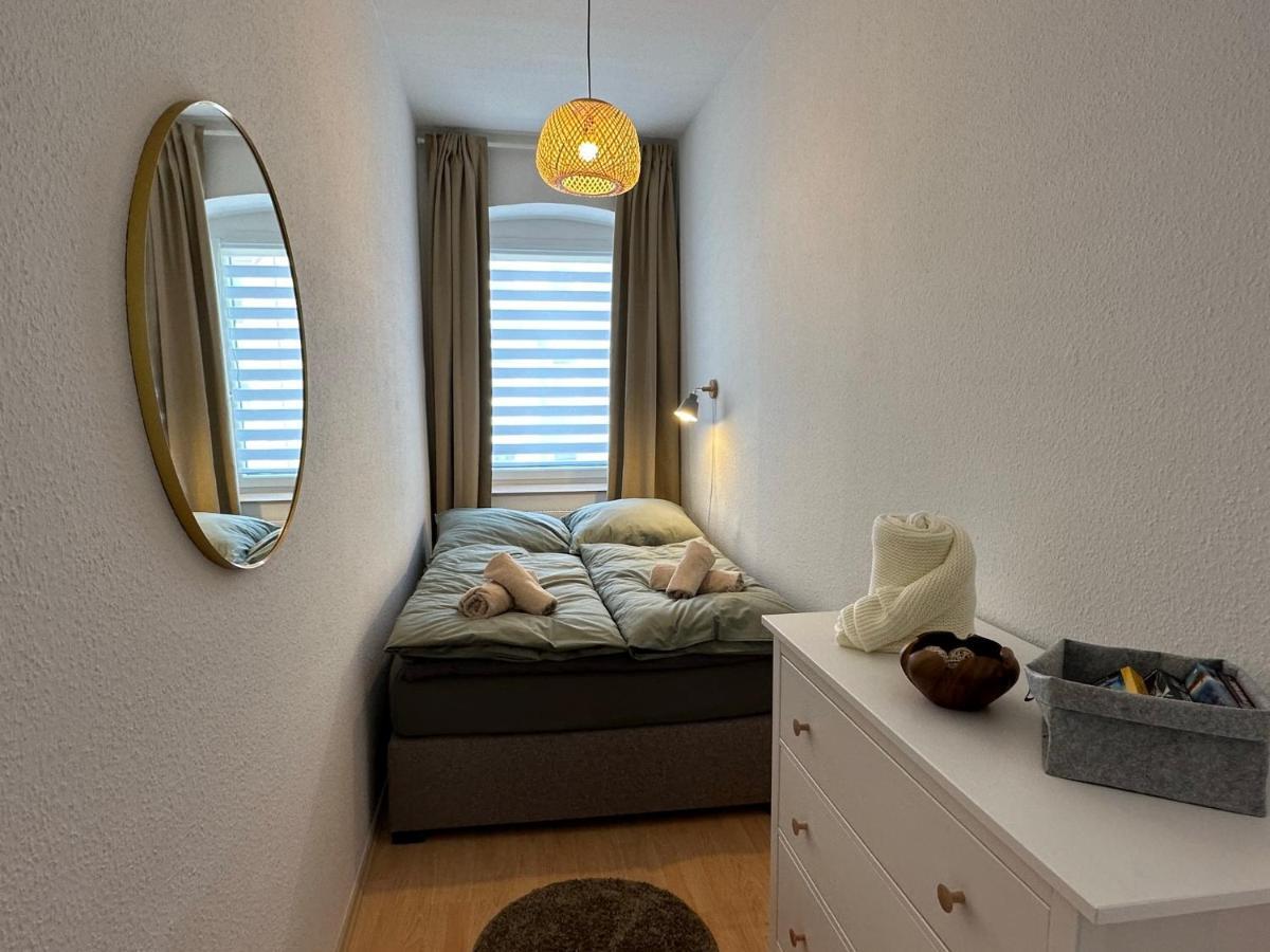 Apartment Grosse Fuer Gruppen Und Familien Bis 8 Personen Mit Balkon *