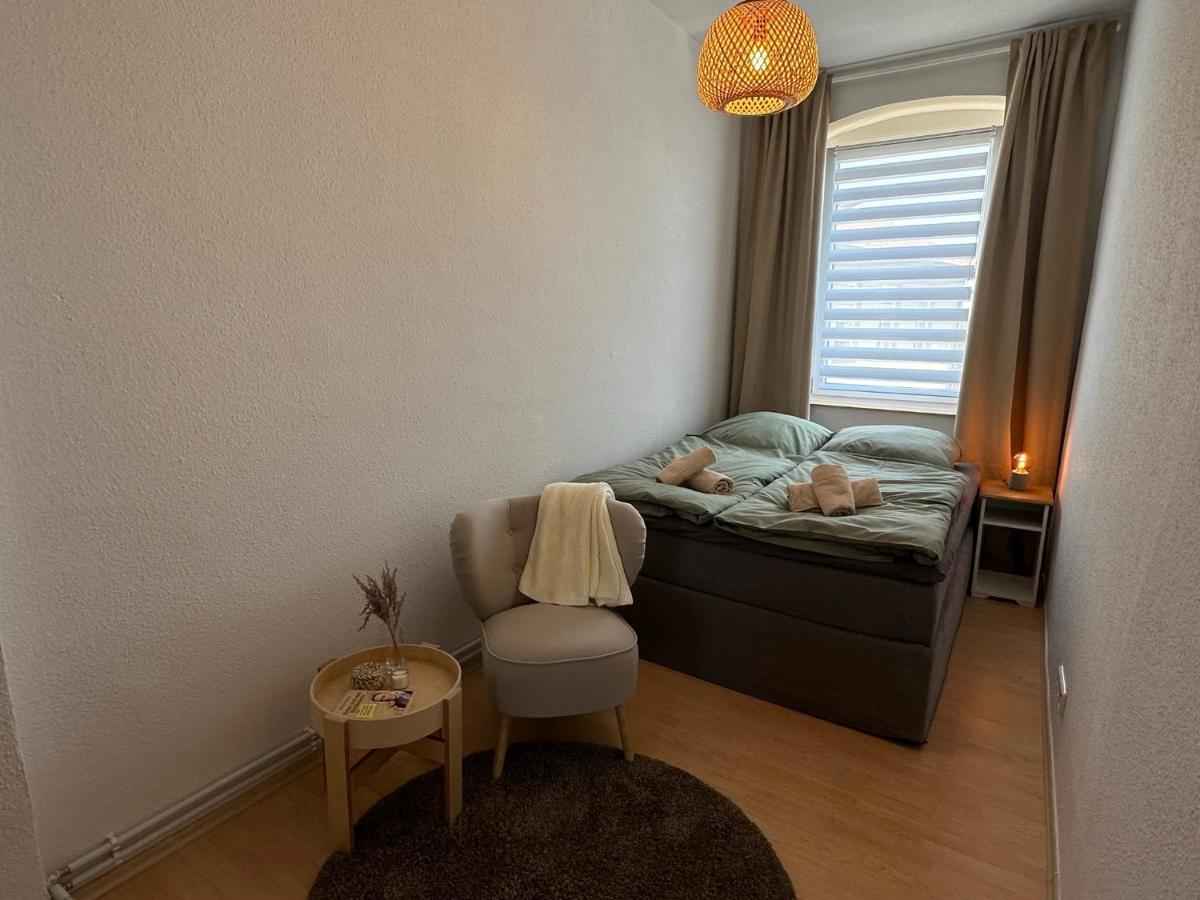 Grosse Fuer Gruppen Und Familien Bis 8 Personen Mit Balkon *
